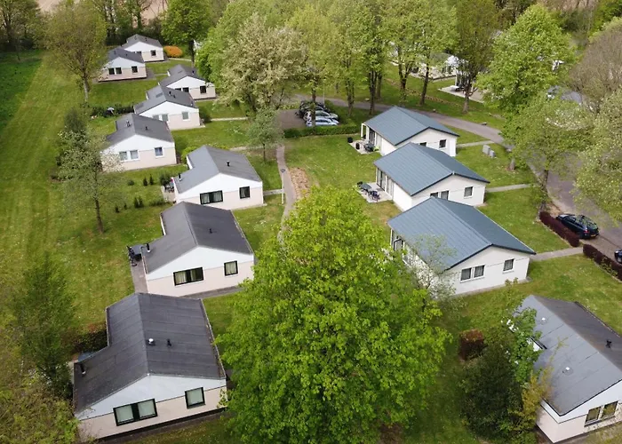 Bungalowpark - Alpha 74 Feriehus *