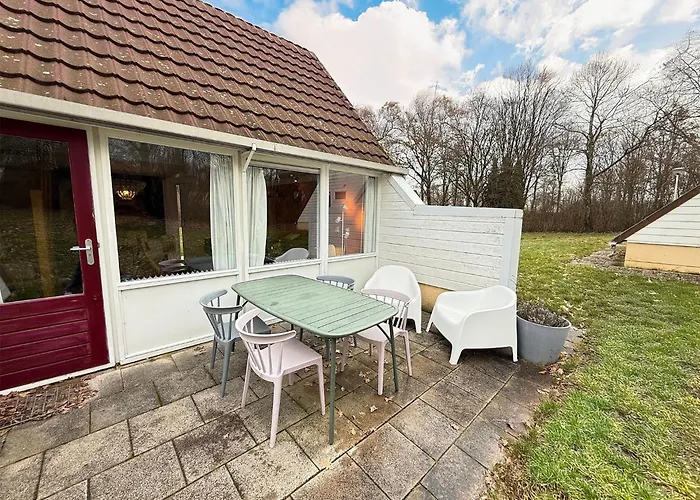 Feriehus Bungalowpark - Alpha 74